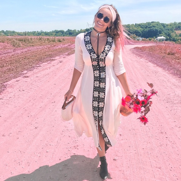 Free People Dresses & Skirts - Free People Prarie Dress (Worn Once) Free People Dresses & Skirts - Free People Prarie Dress (Worn Once)